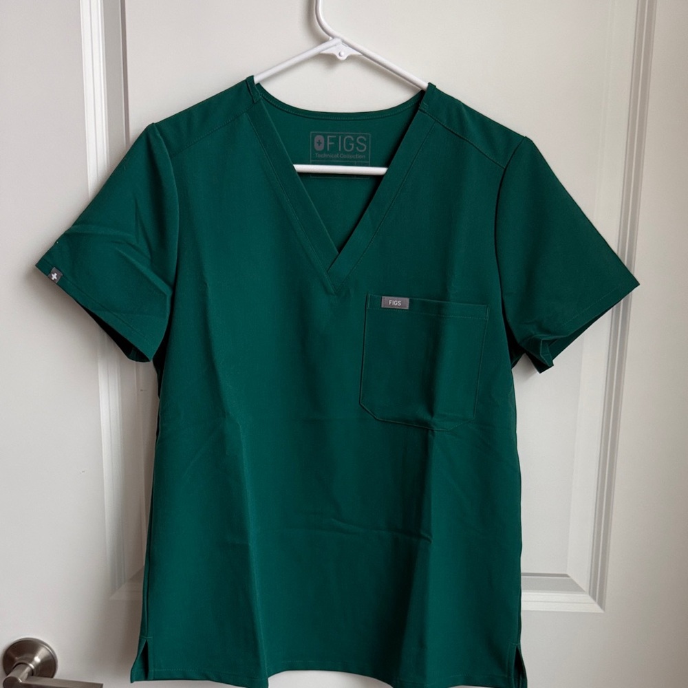 Figs Women’s Scrub Top